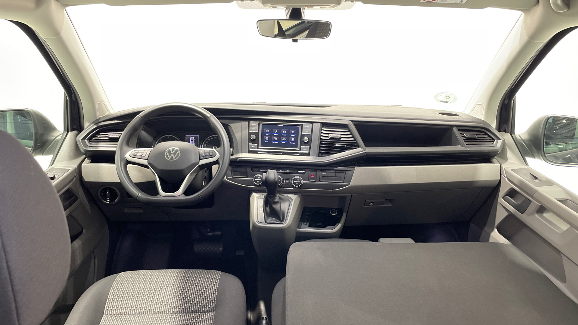 Volkswagen Caravelle 2.0 TDI - 4