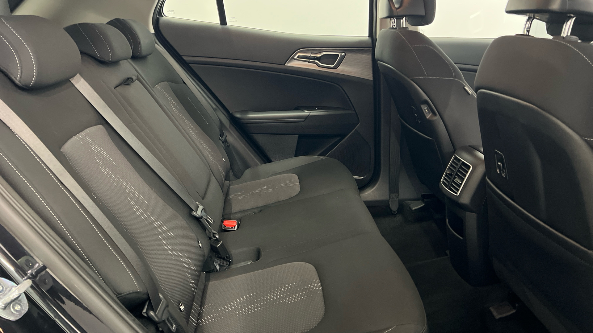 Kia Sportage 1.6 T-GDi MHEV - 5