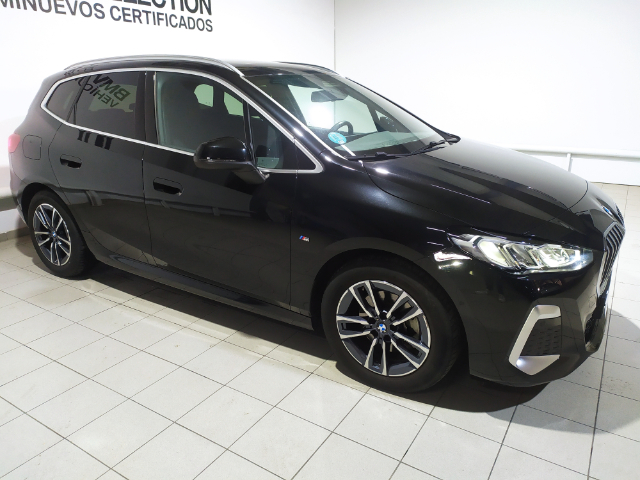 BMW Serie 2 218d Active Tourer color Negro. Año 2024. 110KW(150CV). Diésel. En concesionario Hispamovil Elche de Alicante