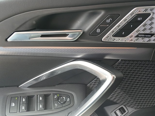 BMW X1 sDrive18d color Gris Plata. Año 2025. 110KW(150CV). Diésel. En concesionario Enekuri Motor de Vizcaya