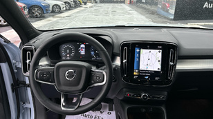 Volvo XC40 T2 Core Auto 95 kW (129 CV) - 11 Volvo XC40 T2 Ocasión 95 KW (129CV) - 11