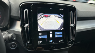 Volvo XC40 T2 Core Auto 95 kW (129 CV) - 17 Volvo XC40 T2 Ocasión 95 KW (129CV) - 17