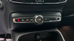 Volvo XC40 T2 Core Auto 95 kW (129 CV) - 43 Volvo XC40 T2 Ocasión 95 KW (129CV) - 43