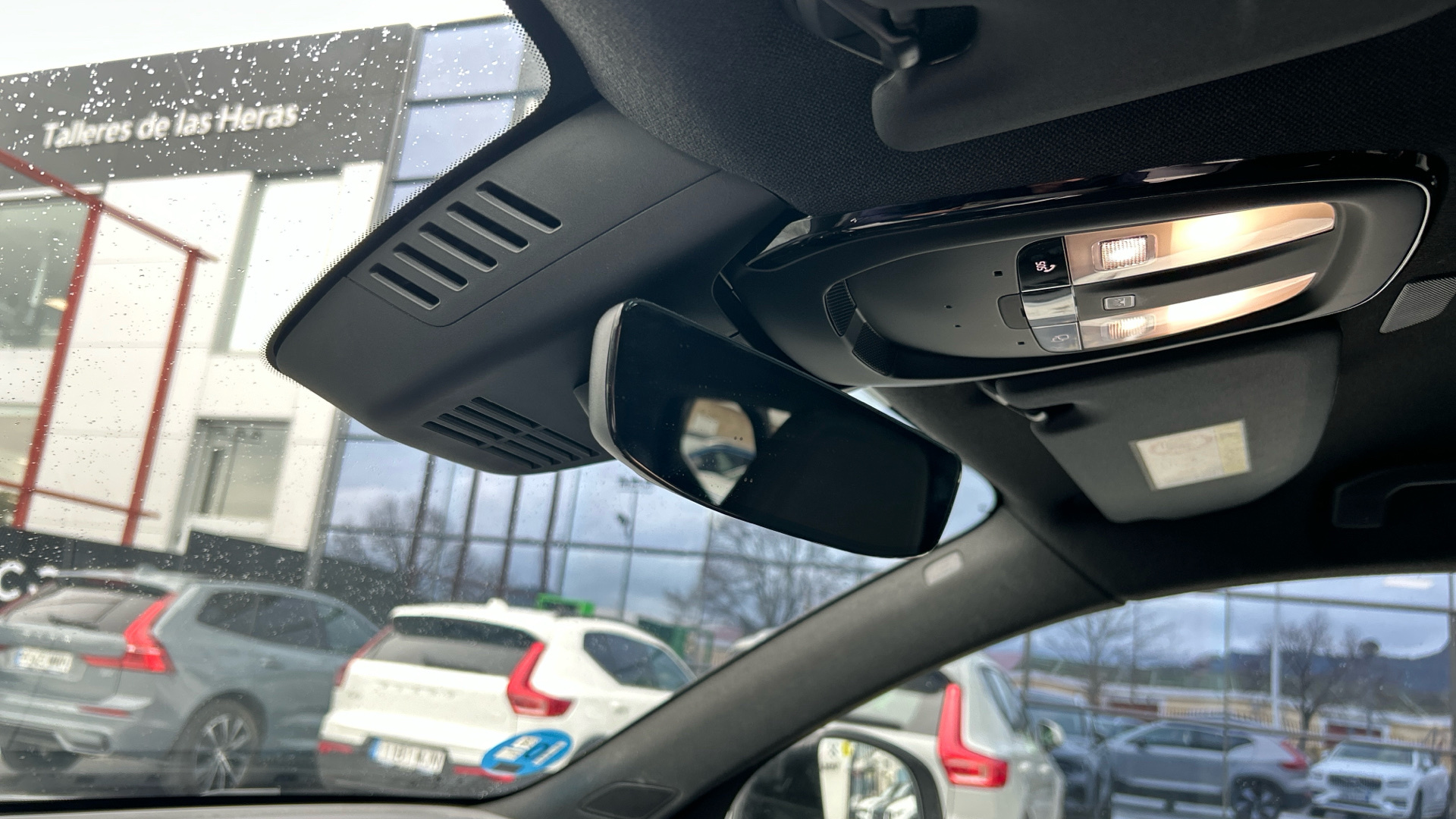 Volvo XC40 segunda mano 68227261 - 49 Volvo XC40 segunda mano 68227261 - 49