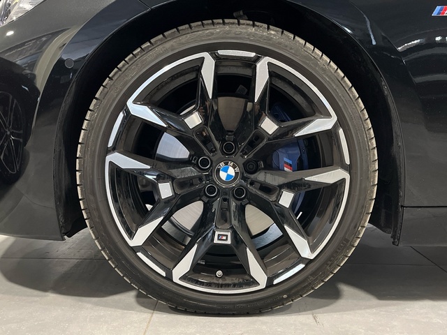 BMW Serie 2 230i Coupe color Negro. Año 2025. 180KW(245CV). Gasolina. En concesionario Engasa S.A. de Valencia
