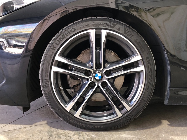BMW Serie 2 218d Gran Coupe color Negro. Año 2020. 110KW(150CV). Diésel. En concesionario Movilnorte El Plantio de Madrid