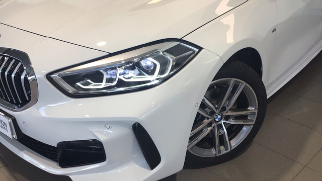 BMW Serie 1 118d color Blanco. Año 2021. 110KW(150CV). Diésel. En concesionario BYmyCAR Madrid - Alcalá de Madrid