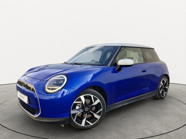fotoG 0 del MINI MINI 3 Puertas Cooper SE 160 kW (218 CV) 218cv Eléctrico del 2024 en Huelva
