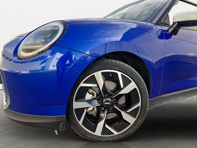 fotoG 5 del MINI MINI 3 Puertas Cooper SE 160 kW (218 CV) 218cv Eléctrico del 2024 en Huelva