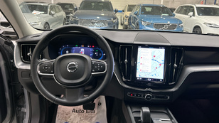 Volvo XC60 T6 Recharge Core AWD Auto 257 kW (350 CV) - 11 Volvo XC60 T6 Ocasión 257 KW (350CV) - 11