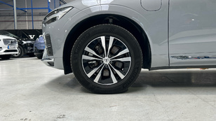 Volvo XC60 T6 Recharge Core AWD Auto 257 kW (350 CV) - 14 Volvo XC60 T6 Ocasión 257 KW (350CV) - 14
