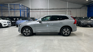 Volvo XC60 T6 Recharge Core AWD Auto 257 kW (350 CV) - 20 Volvo XC60 T6 Ocasión 257 KW (350CV) - 20