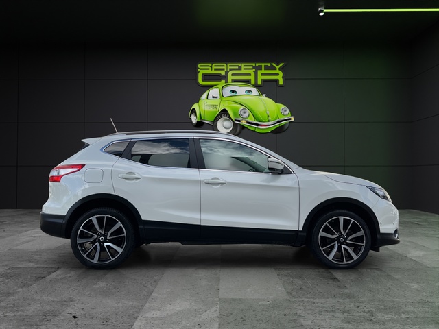 Nissan Qashqai DIG-T 115 Visia 4X2 Xtronic 85 kW (115 CV)