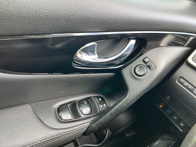 Nissan Qashqai DIG-T 115 Visia 4X2 Xtronic 85 kW (115 CV)