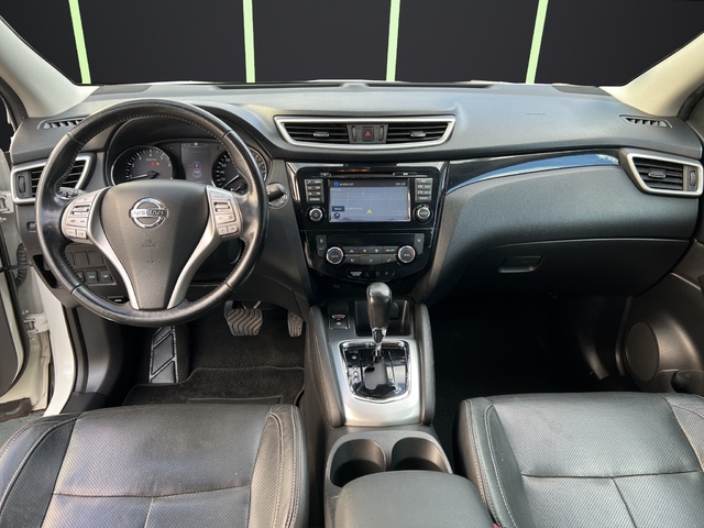 Nissan Qashqai DIG-T 115 Visia 4X2 Xtronic 85 kW (115 CV)