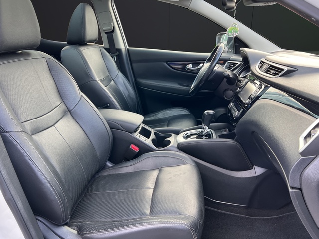 Nissan Qashqai DIG-T 115 Visia 4X2 Xtronic 85 kW (115 CV)