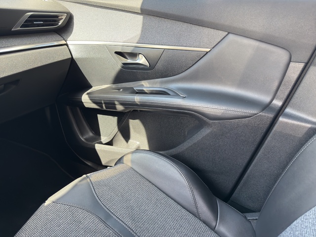 Peugeot 3008 BlueHDi 130 S&S Allure 96 kW (130 CV)