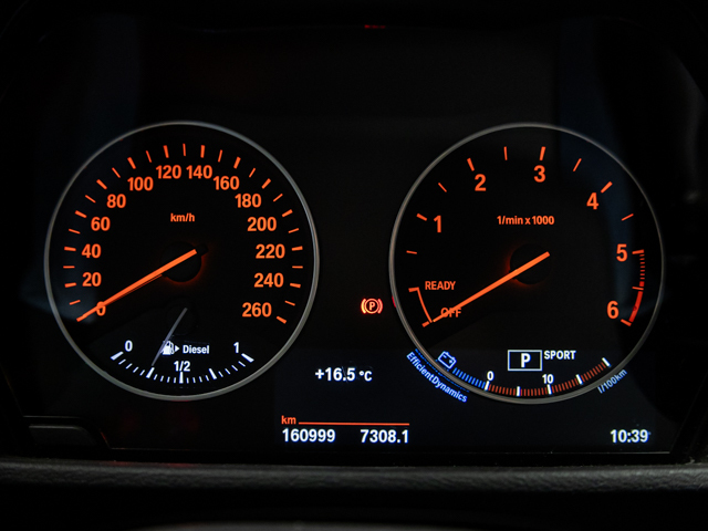BMW X1 xDrive25d color Gris. Año 2017. 170KW(231CV). Diésel. En concesionario BMW Fuenteolid Valladolid de Valladolid