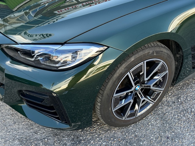 BMW Serie 4 420d Gran Coupe color Verde. Año 2024. 140KW(190CV). Diésel. En concesionario Celtamotor Vigo de Pontevedra