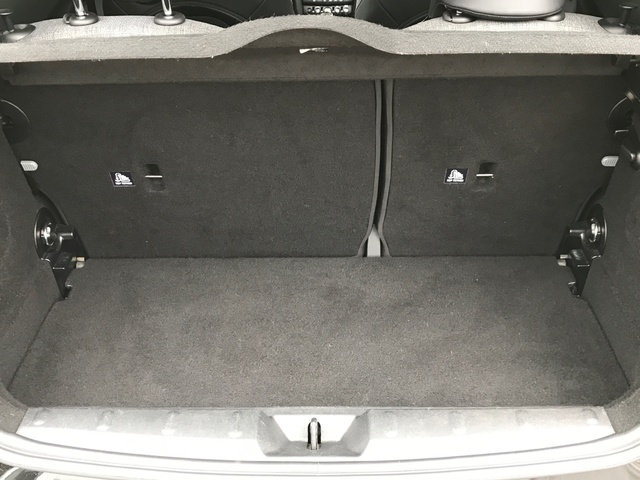 fotoG 35 del MINI MINI 3 Puertas Cooper SE 135 kW (184 CV) 184cv Eléctrico del 2022 en Pontevedra