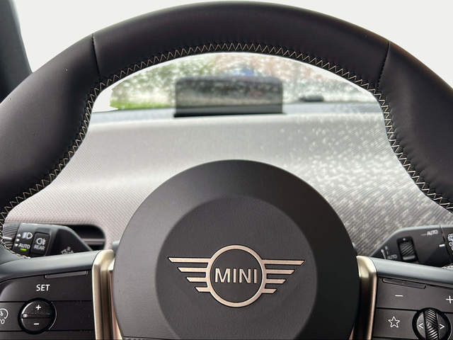fotoG 12 del MINI MINI 3 Puertas Cooper SE 160 kW (218 CV) 218cv Eléctrico del 2025 en Jaén