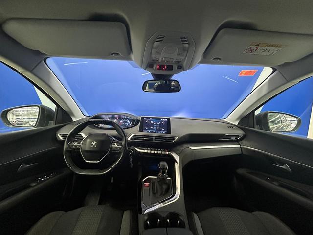 Peugeot 3008 PureTech 130 Allure EAT8 96 kW (130 CV)