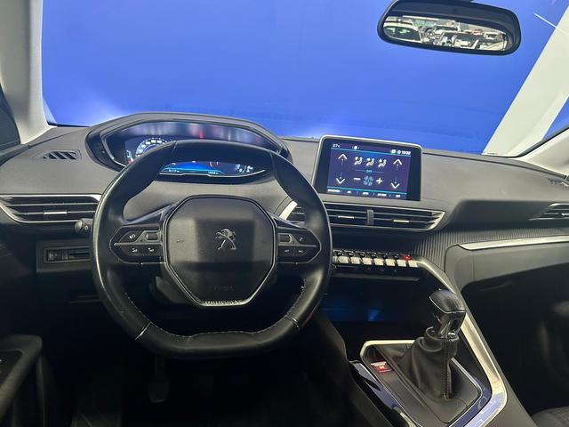 Peugeot 3008 PureTech 130 Allure EAT8 96 kW (130 CV)