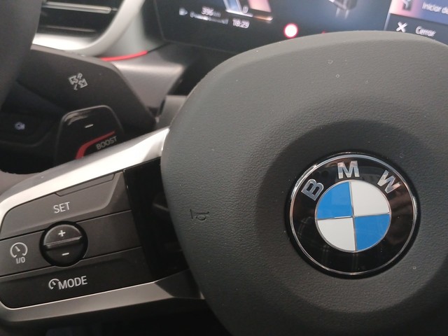 BMW X1 xDrive20d color Verde. Año 2025. 120KW(163CV). Diésel. En concesionario Enekuri Motor de Vizcaya
