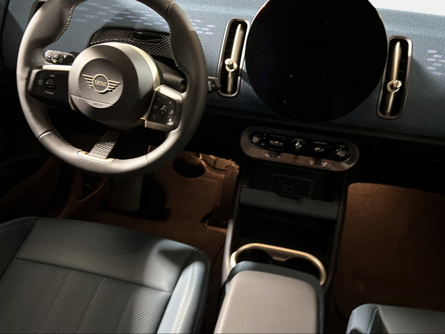 fotoG 15 del MINI MINI Countryman E 150 kW (204 CV) 204cv Eléctrico del 2025 en Sevilla