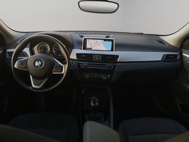 BMW X2 sDrive18i color Blanco. Año 2020. 103KW(140CV). Gasolina. En concesionario ALZIRA Automoviles Fersan, S.A. de Valencia