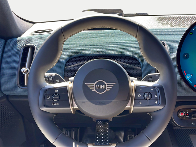 fotoG 12 del MINI MINI Countryman E 150 kW (204 CV) 204cv Eléctrico del 2025 en Cádiz