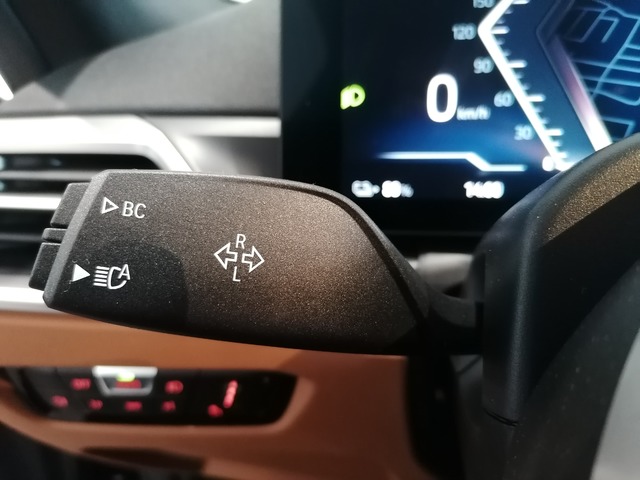 BMW i4 eDrive40 color Gris. Año 2025. 250KW(340CV). Eléctrico. En concesionario Adler Motor S.L. TOLEDO de Toledo