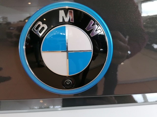 BMW i4 eDrive40 color Gris. Año 2025. 250KW(340CV). Eléctrico. En concesionario Adler Motor S.L. TOLEDO de Toledo