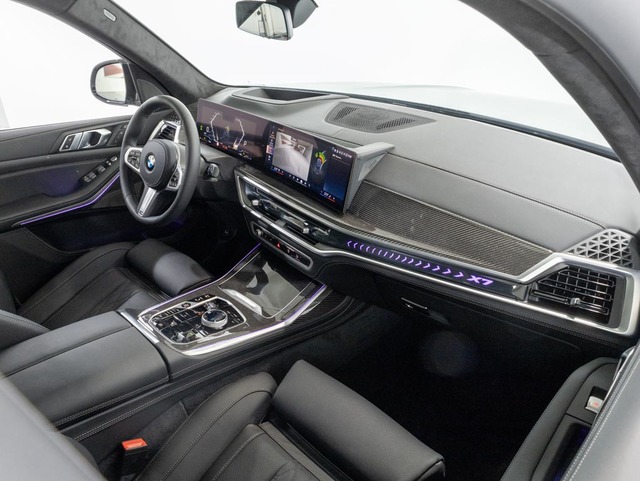 BMW X7 xDrive40d color Gris. Año 2025. 259KW(352CV). Diésel. En concesionario Oliva Motor Girona de Girona