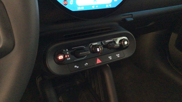 fotoG 13 del MINI MINI 3 Puertas Cooper E 135 kW (184 CV) 184cv Eléctrico del 2025 en Madrid