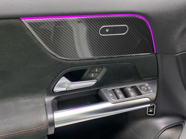 Mercedes-Benz GLA 200 D - 17