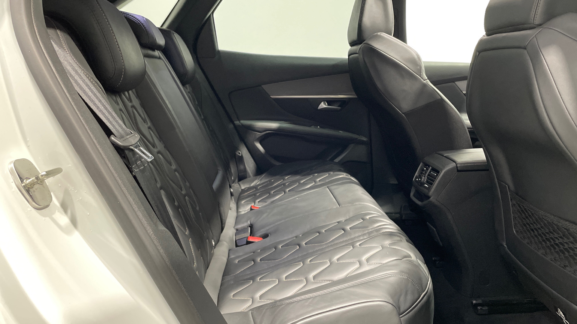 Peugeot 3008 Hybrid 300 - 12