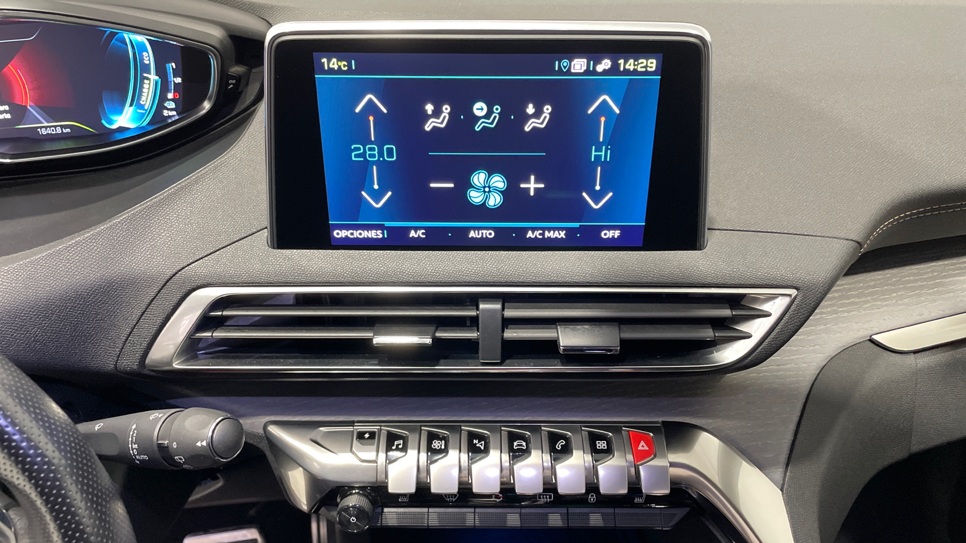 Peugeot 3008 Hybrid 300 - 17