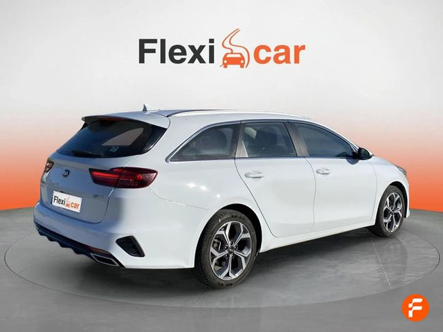 Foto 8 Kia Ceed Tourer 1.6 GDi PHEV eDrive 104 kW (141 CV)