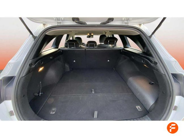 Foto 16 Kia Ceed Tourer 1.6 GDi PHEV eDrive 104 kW (141 CV)