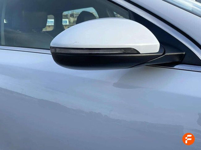 Foto 19 Kia Ceed Tourer 1.6 GDi PHEV eDrive 104 kW (141 CV)