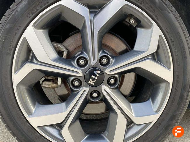 Foto 20 Kia Ceed Tourer 1.6 GDi PHEV eDrive 104 kW (141 CV)