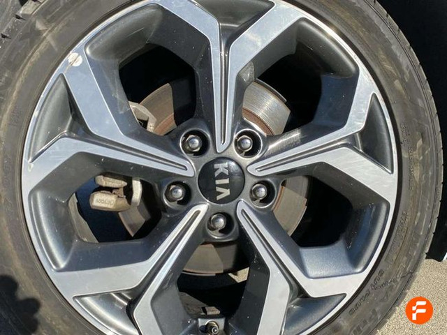 Foto 25 Kia Ceed Tourer 1.6 GDi PHEV eDrive 104 kW (141 CV)