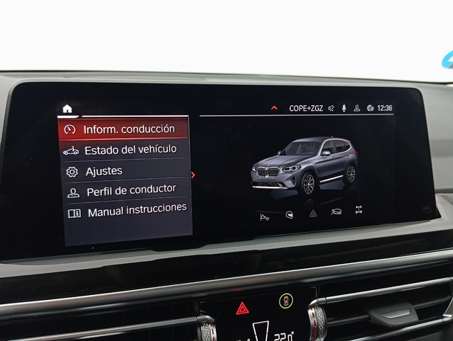 BMW X3 xDrive20d color Gris. Año 2023. 140KW(190CV). Diésel. En concesionario Augusta Aragon S.A. de Zaragoza