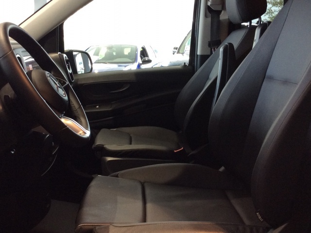 Mercedes-Benz Vito 114 CDI Tourer Pro Larga AT 100 kW (136 CV)