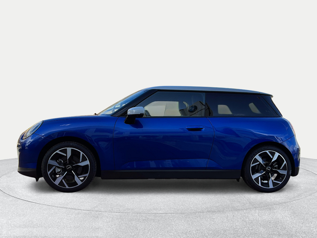 fotoG 2 del MINI MINI 3 Puertas Cooper SE 160 kW (218 CV) 218cv Eléctrico del 2024 en Jaén