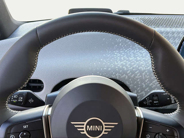 fotoG 11 del MINI MINI 3 Puertas Cooper SE 160 kW (218 CV) 218cv Eléctrico del 2024 en Jaén