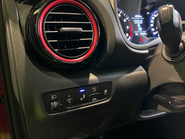 Hyundai Kona 1.0 TGDi Tecno 4x2 88 kW (120 CV)