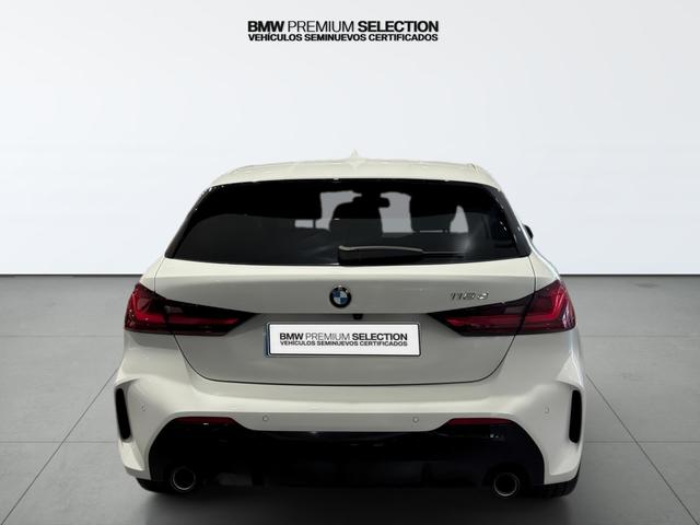 BMW Serie 1 118d color Blanco. Año 2024. 110KW(150CV). Diésel. En concesionario Automotor Costa, S.L.U. de Almería