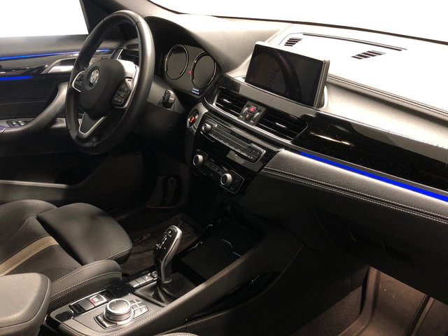 BMW X2 sDrive18i color Blanco. Año 2021. 103KW(140CV). Gasolina. En concesionario Auto Premier, S.A. - GUADALAJARA de Guadalajara